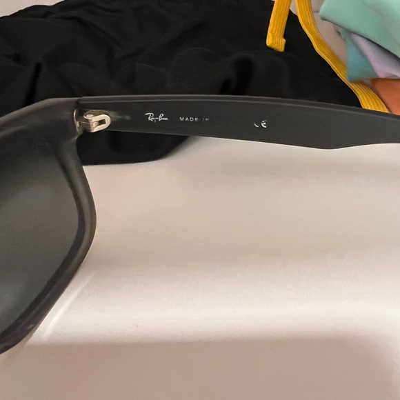 Ray ban glasses 100% authentic - Picture 5 of 5